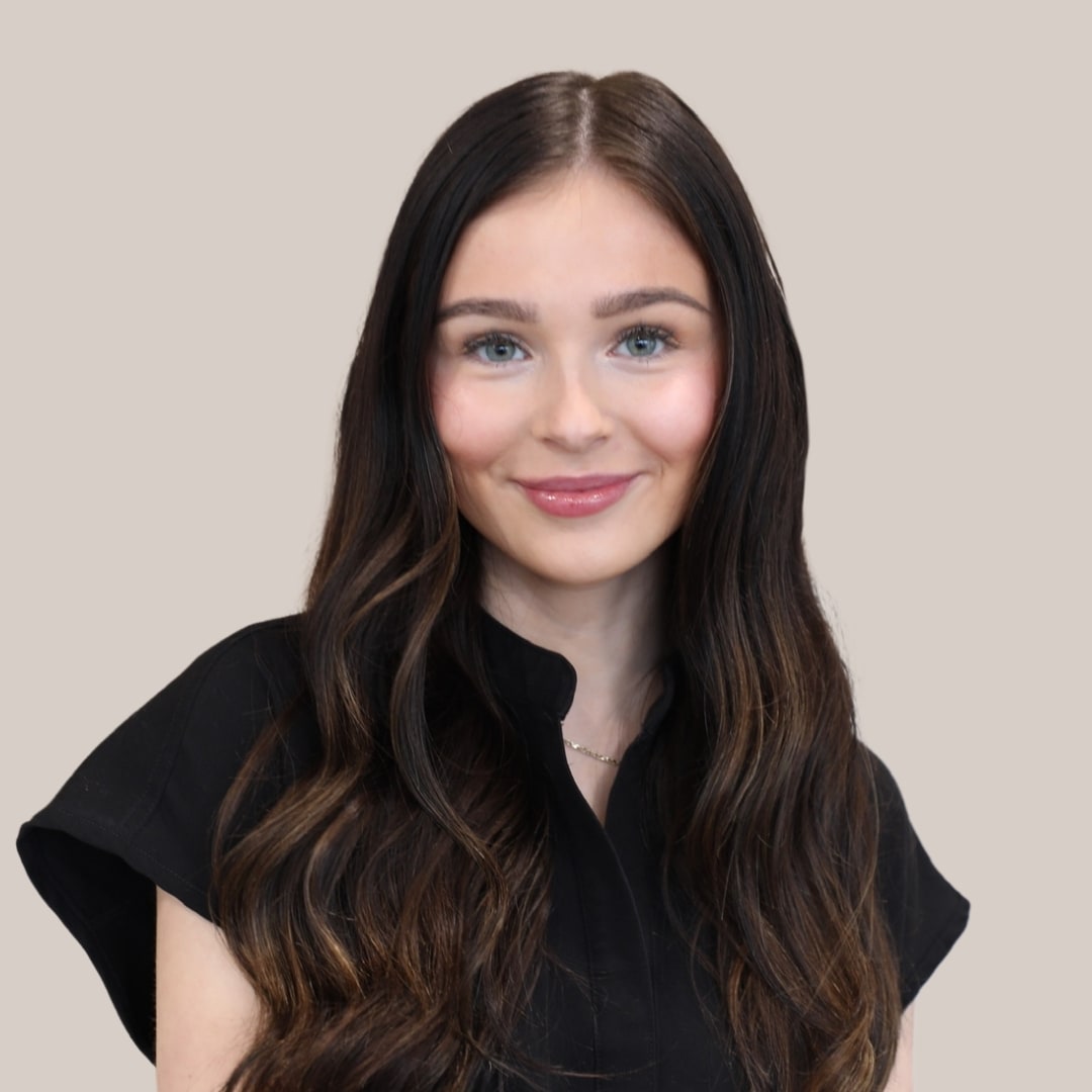 Leg Waxing at Luxe Lounge MedSpa