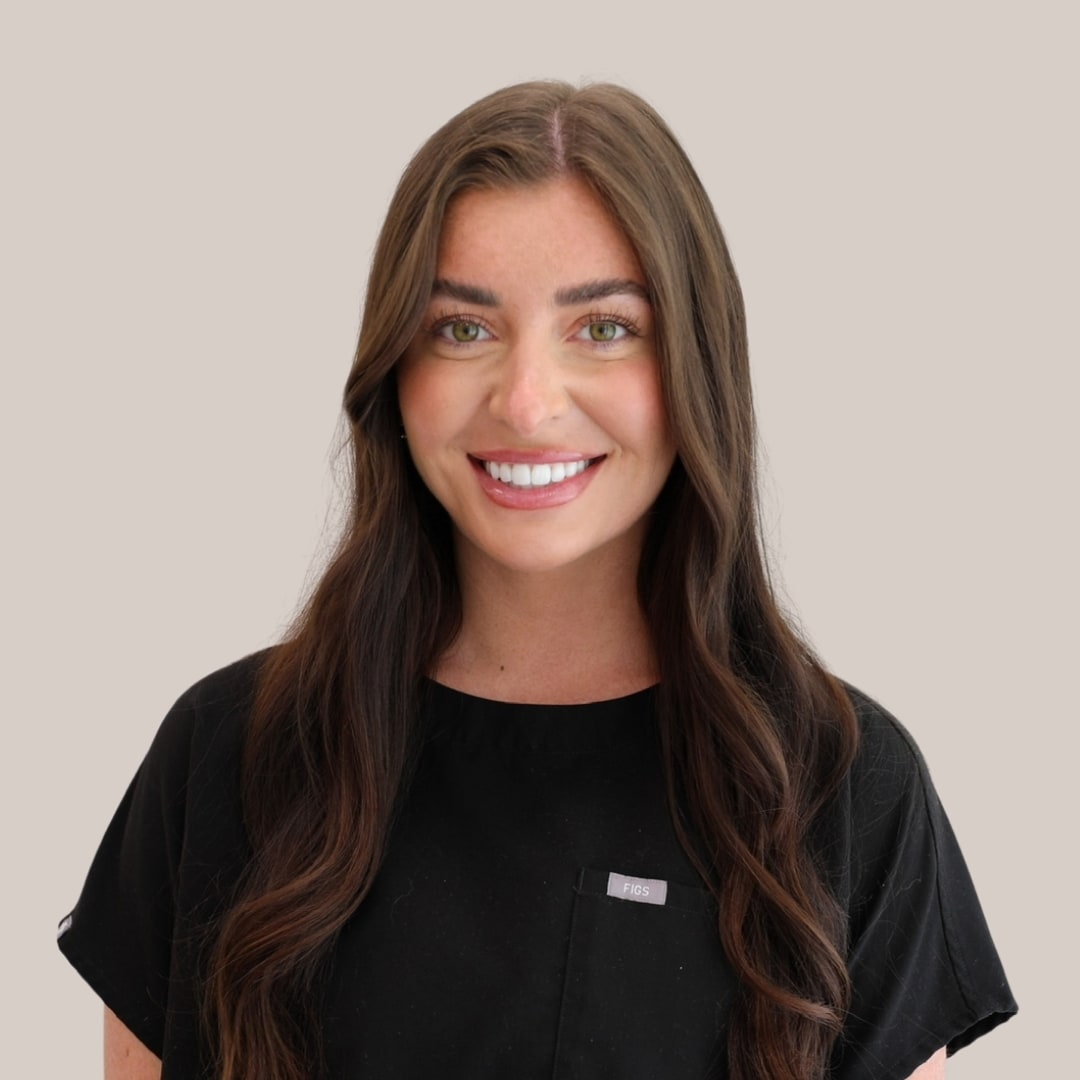 Leg Waxing at Luxe Lounge MedSpa