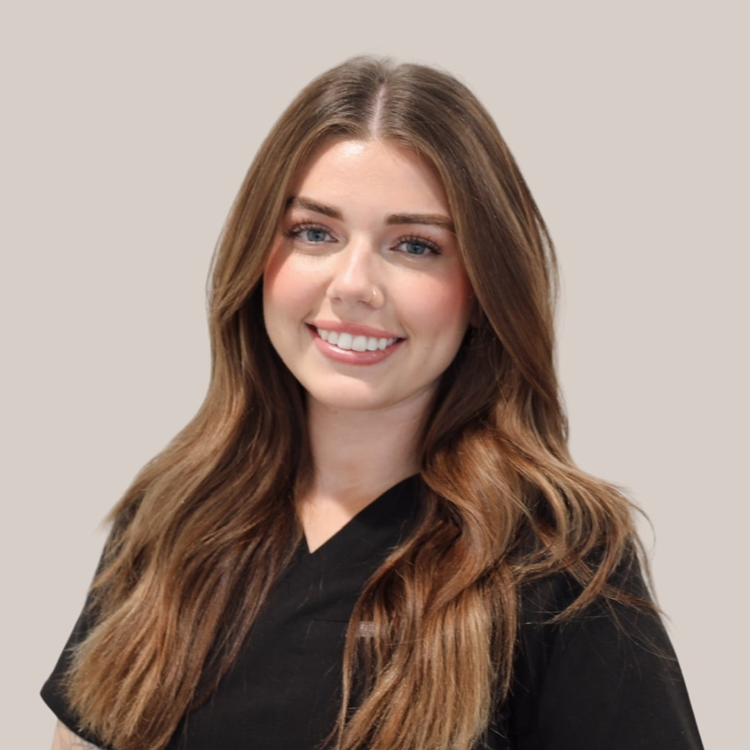 Leg Waxing at Luxe Lounge MedSpa