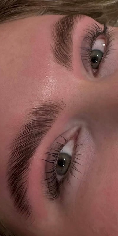 Lashes Before & After Image
