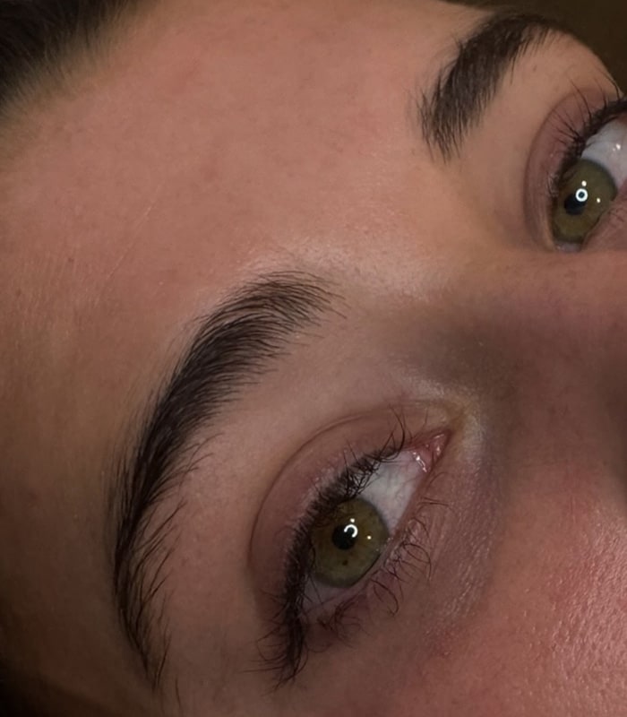 Lashes Before & After Image